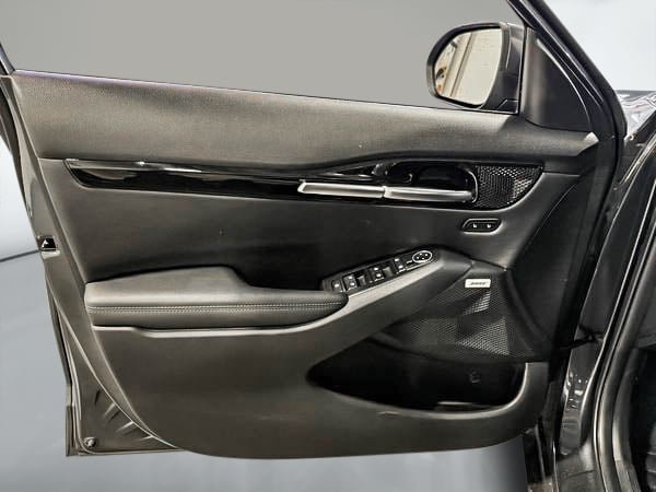 2024 Kia Seltos X-Line-11