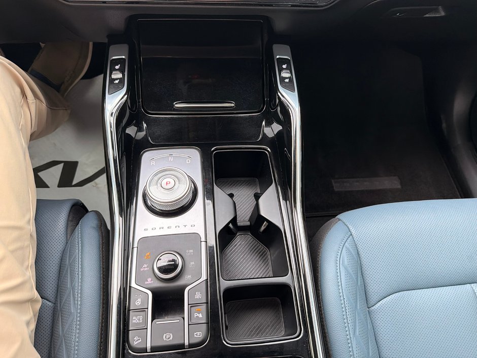 Kia Sorento hybride rechargeable SX AWD 2025-23