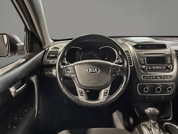 Kia Sorento LX 2015-13