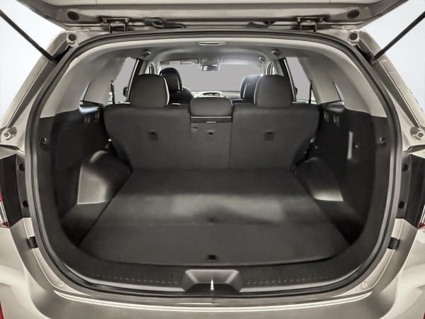 Kia Sorento LX 2015-23