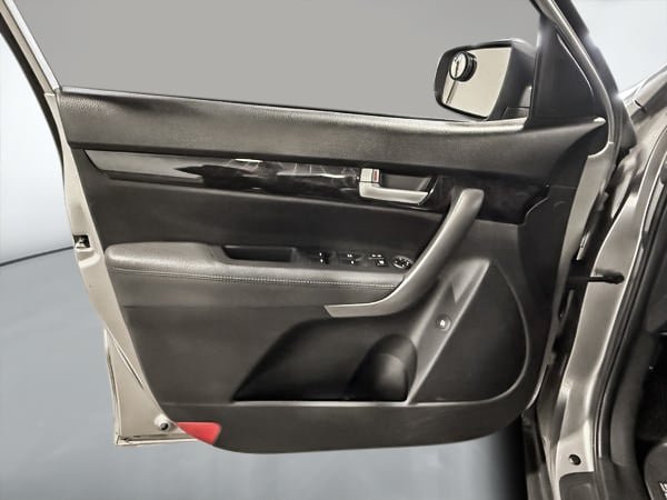 Kia Sorento LX 2015-10
