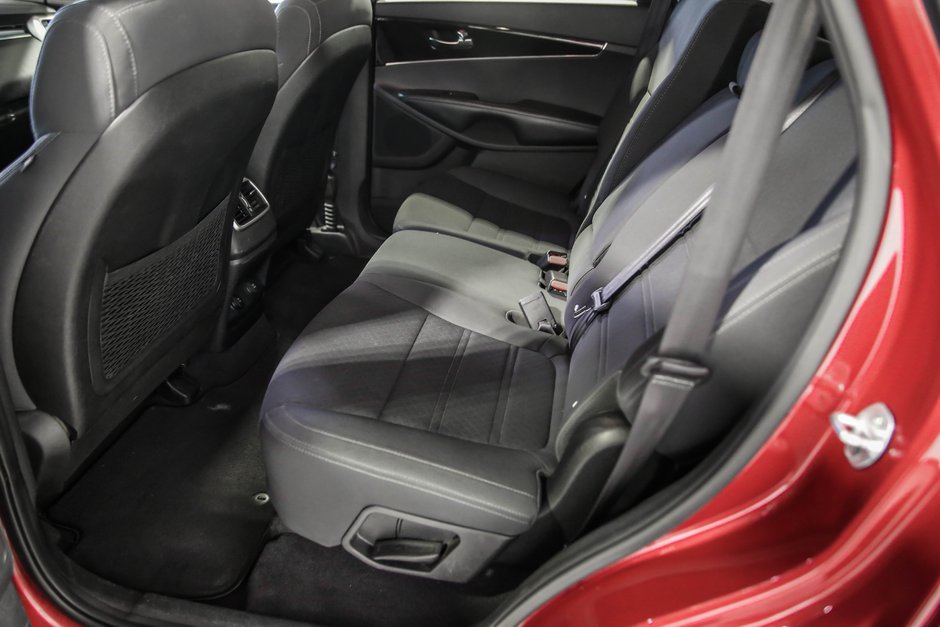 Kia Sorento LX 2016-22