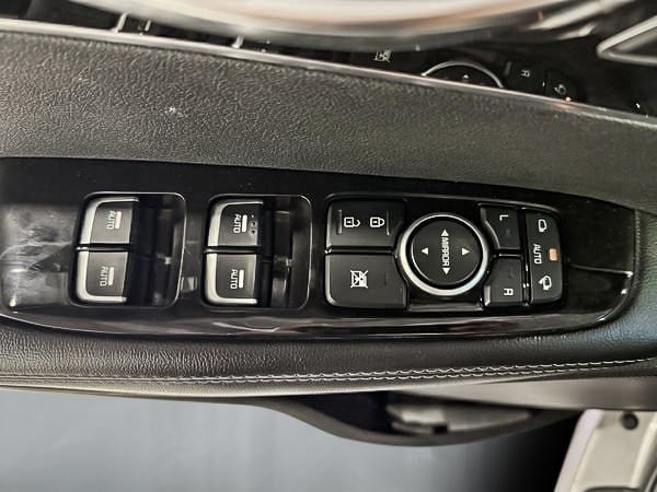 2017 Kia Sorento EX+-11