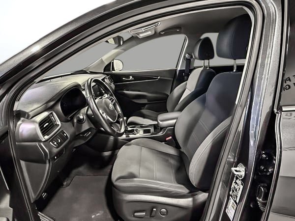 2020 Kia Sorento LX+-12