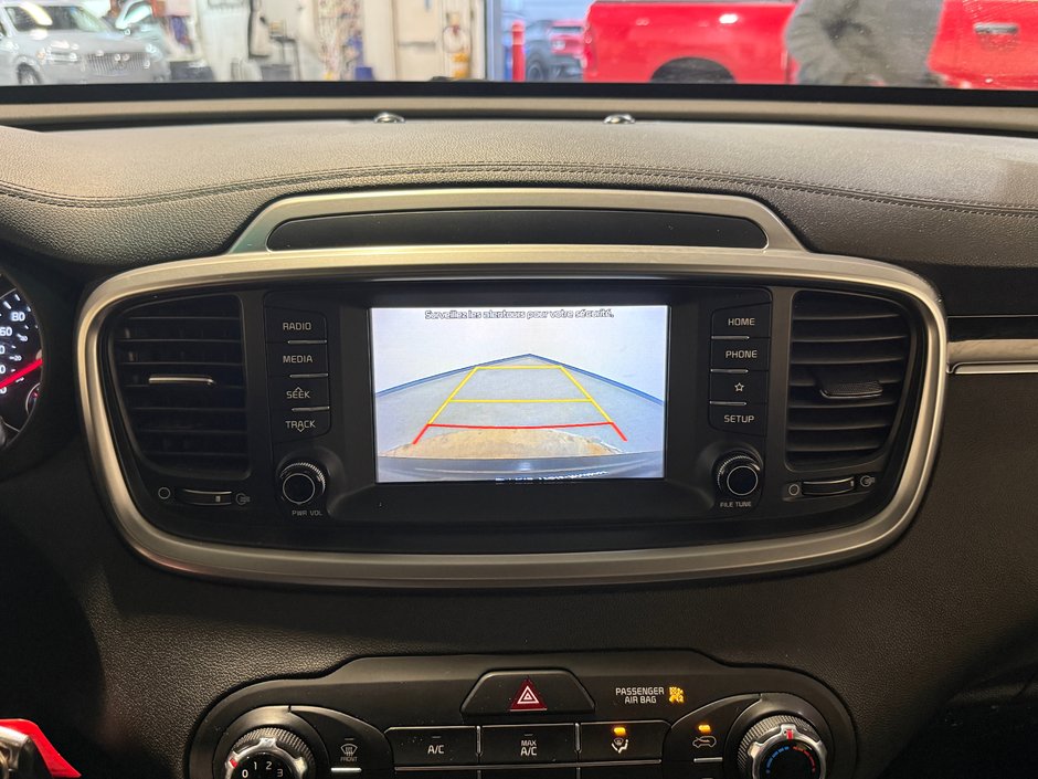 Kia Sorento LX 2020-20