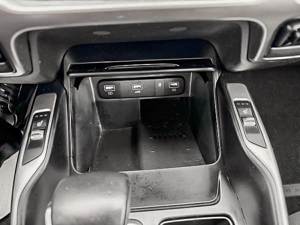2021 Kia Sorento LX PREMIUM-22