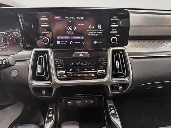 2021 Kia Sorento LX 2.5L-24