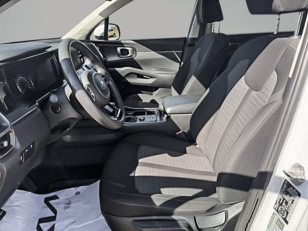 2021 Kia Sorento LX PLUS-11