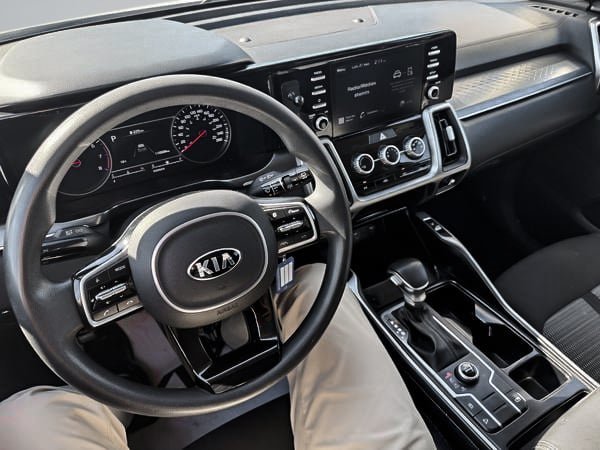 2021 Kia Sorento LX PLUS-24