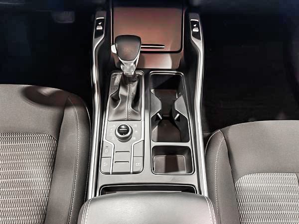 2022 Kia Sorento lx +-22