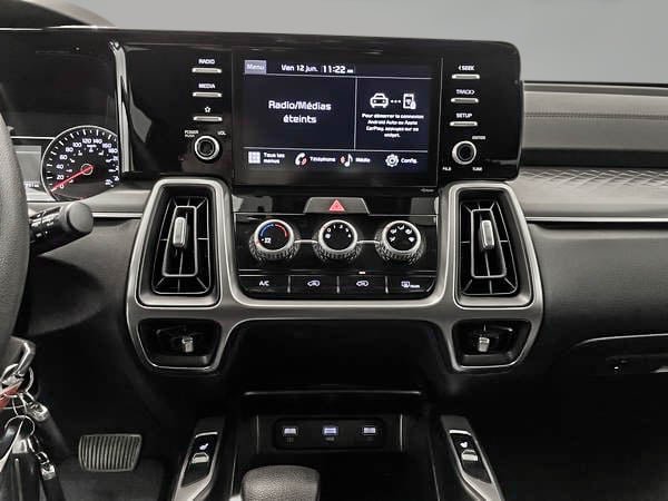 2022 Kia Sorento LX+ / AWD / 7 passagers-16