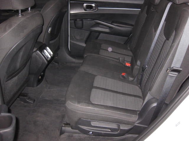 2023 Kia Sorento LX premium-10