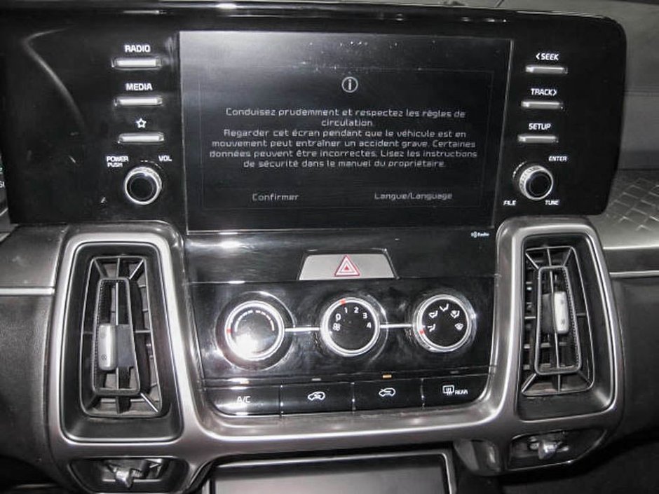 2023 Kia Sorento LX premium-17