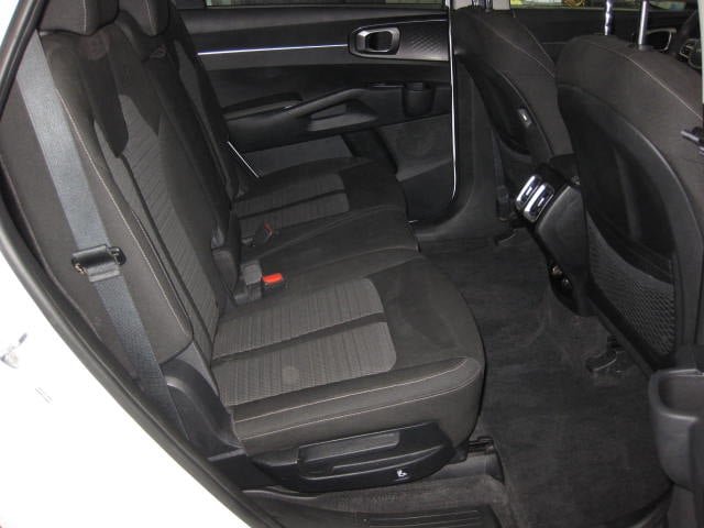 2023 Kia Sorento LX premium-21