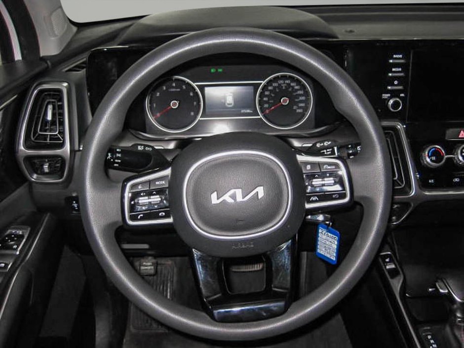 2023 Kia Sorento LX premium-13