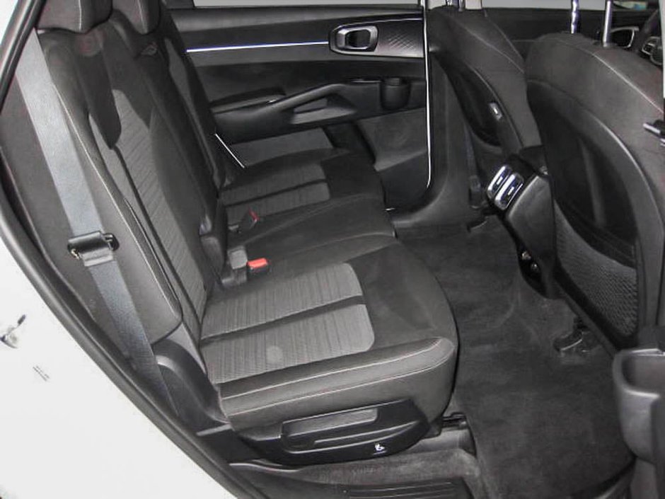 2023 Kia Sorento LX premium-26