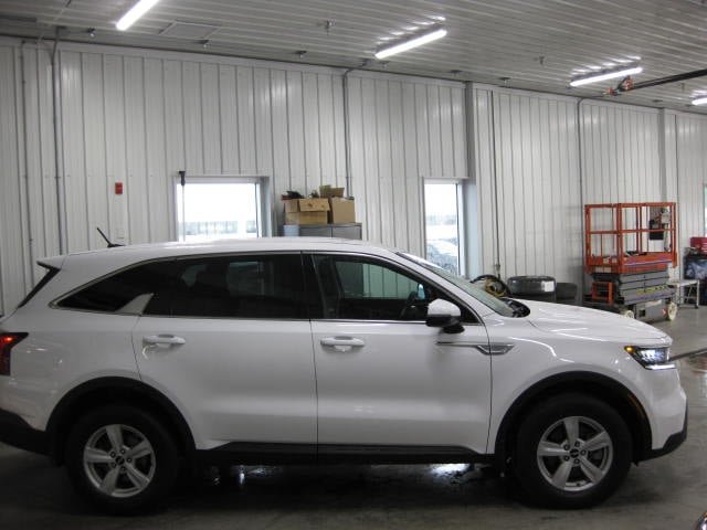 2023 Kia Sorento LX premium-5