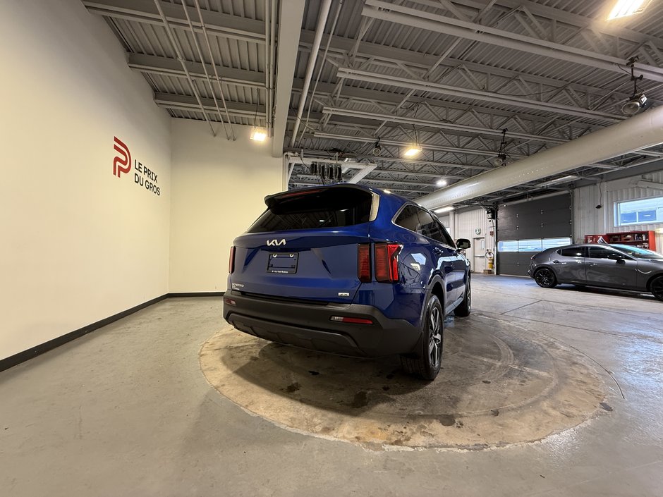 2023 Kia Sorento LX PREMIUM-2