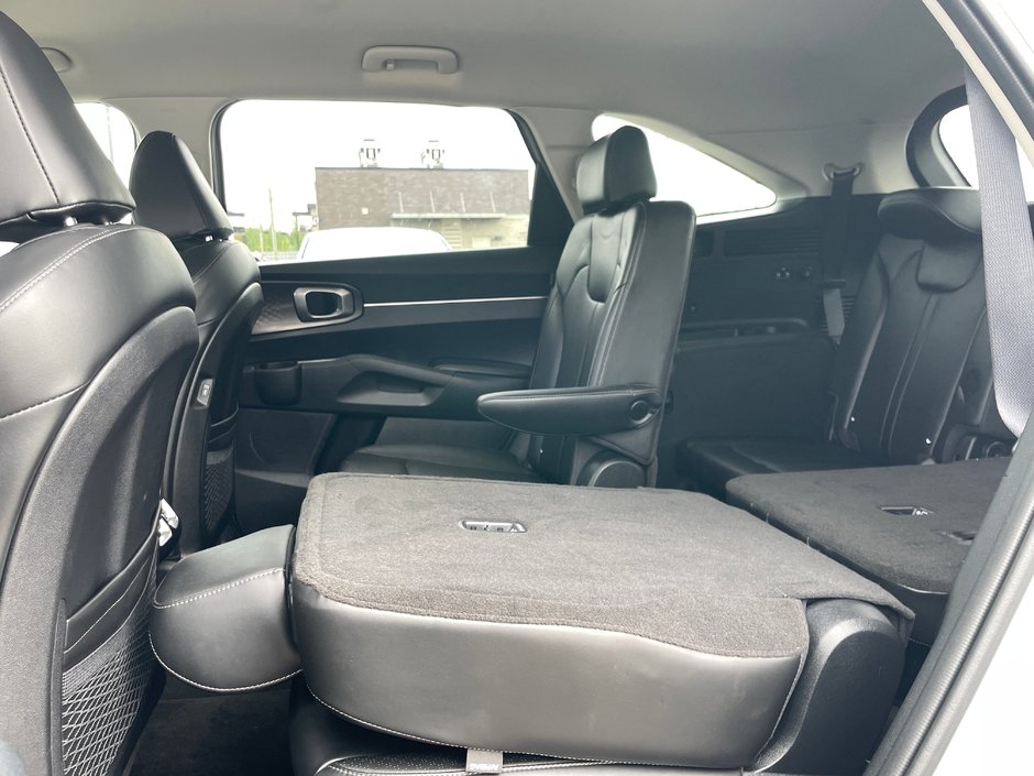 2024 Kia Sorento EX-22