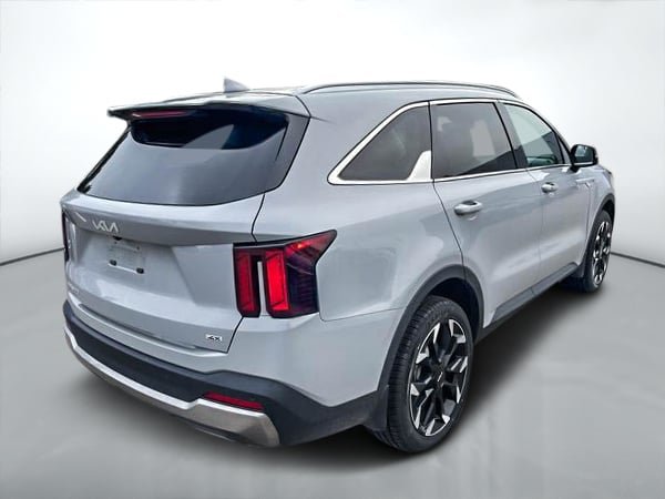 2024 Kia Sorento EX-6