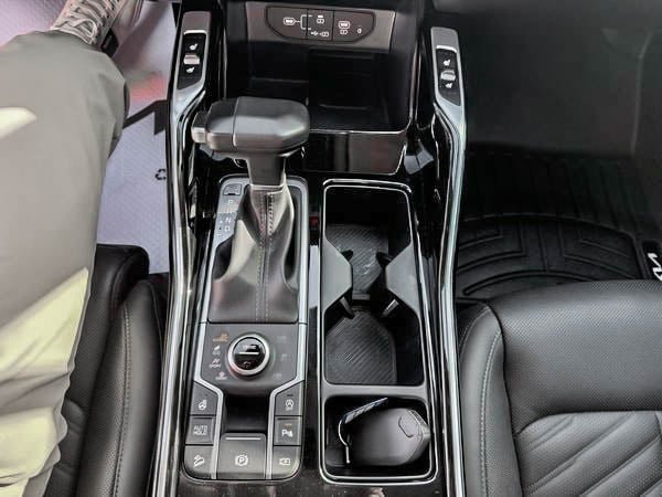 2024 Kia Sorento X-LINE AWD-20