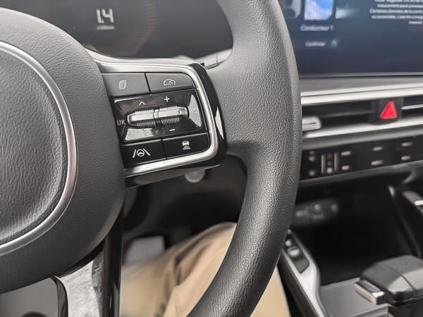 2025 Kia Sorento LX-19