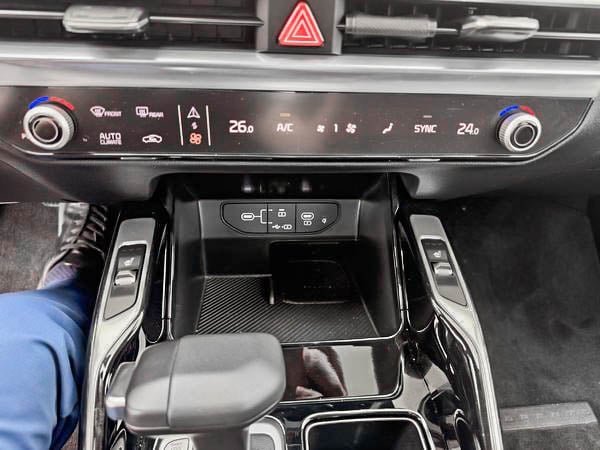 2025 Kia Sorento X-LINE AWD-21