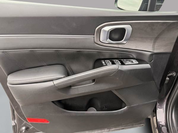 2025 Kia Sorento X-LINE AWD-25