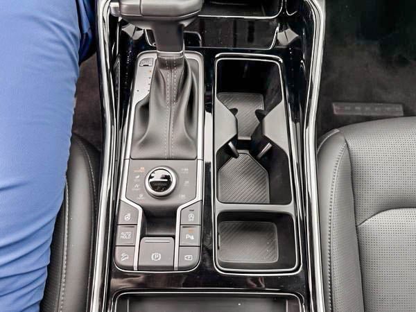 2025 Kia Sorento X-LINE AWD-20
