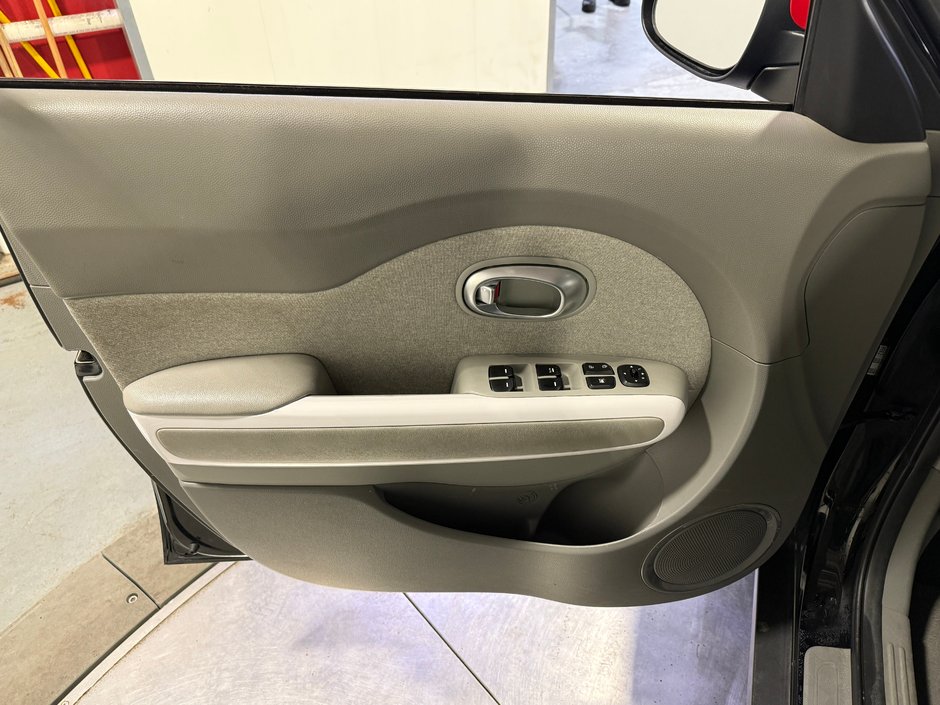 2019 Kia Soul EV EV-10