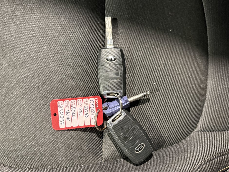 2016 Kia Soul EX-23