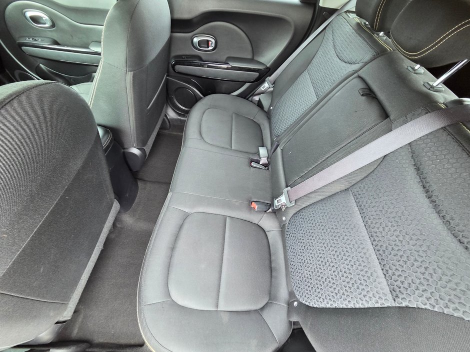 2016 Kia Soul EX-17