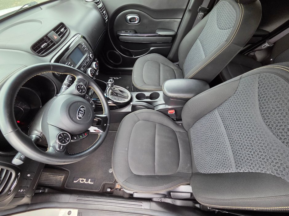 2016 Kia Soul EX-11
