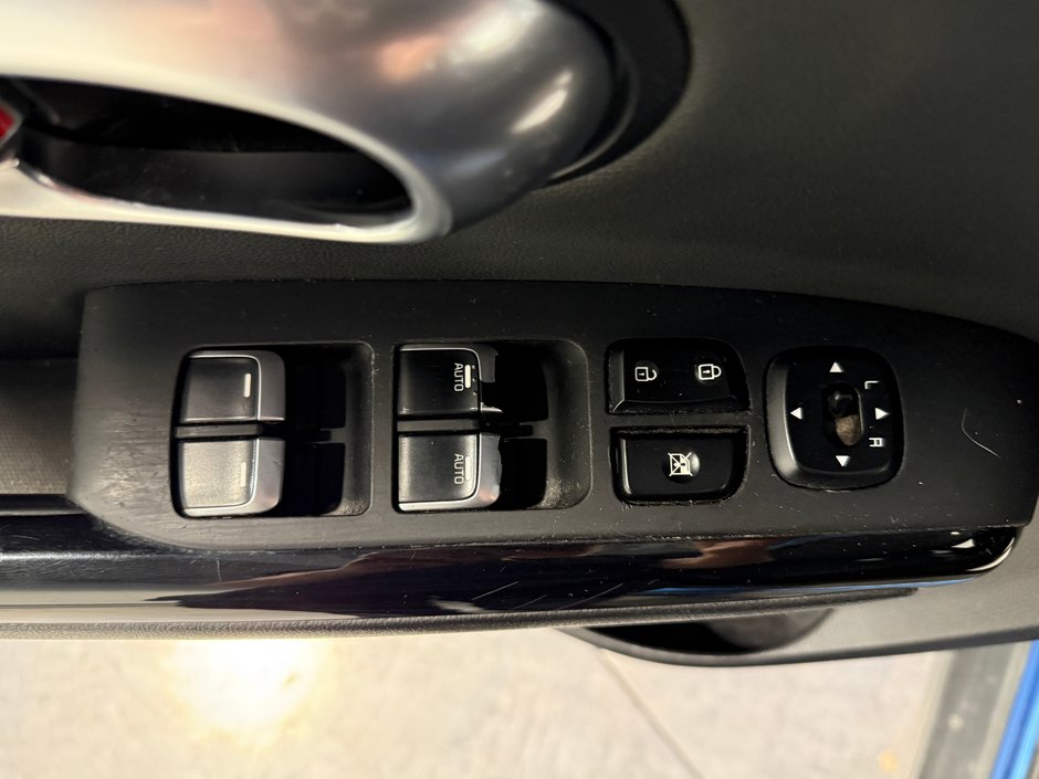 2018 Kia Soul EX-11