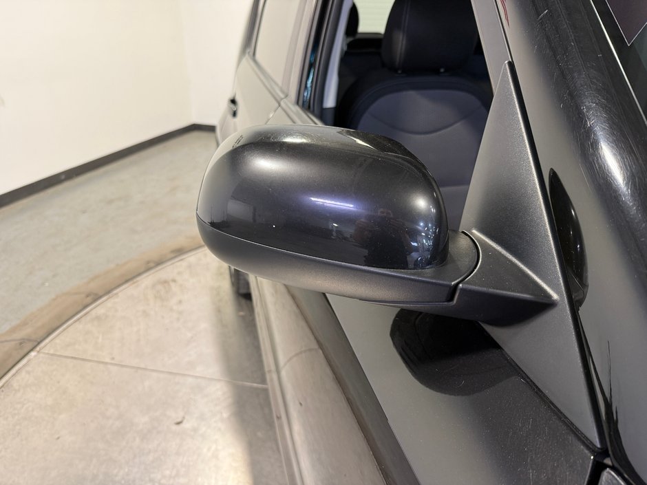 Kia Soul PLUS 2018-8