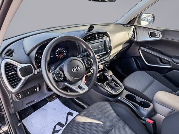 2021 Kia Soul LX-13