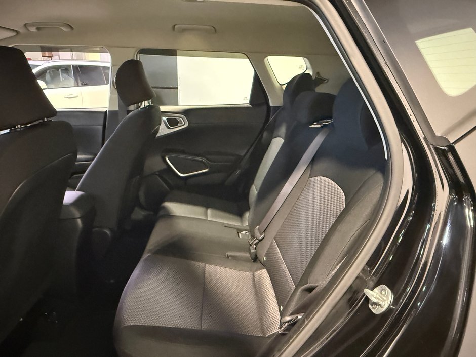 Kia Soul LX 2021-23