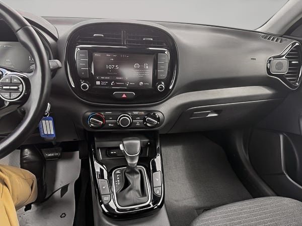 Kia Soul EX 2023-17