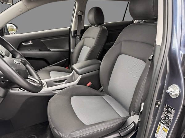 Kia Sportage LX FWD 2016-13