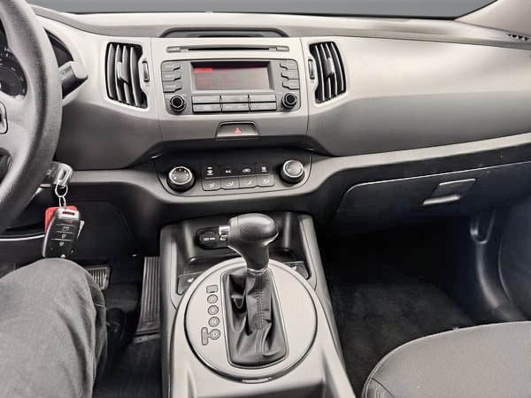 Kia Sportage LX FWD 2016-23