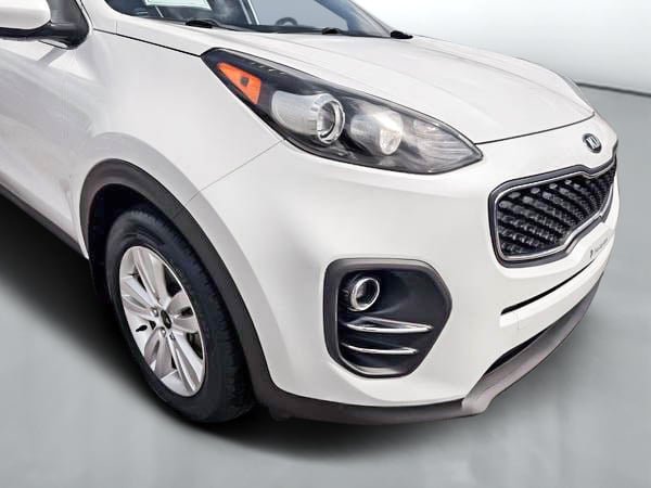 Kia Sportage LX FWD 2019-8