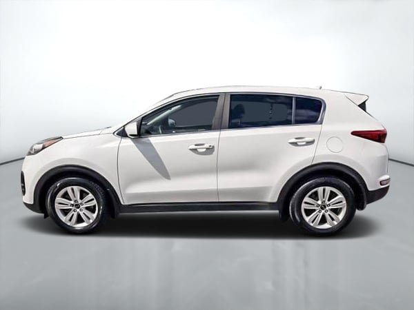 Kia Sportage LX FWD 2019-3