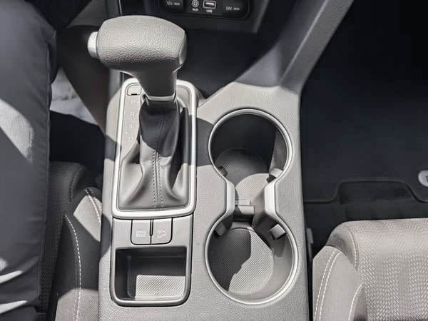 Kia Sportage LX FWD 2019-21