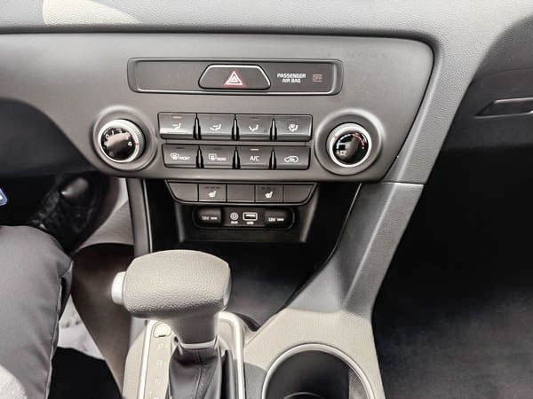 Kia Sportage LX FWD 2019-20