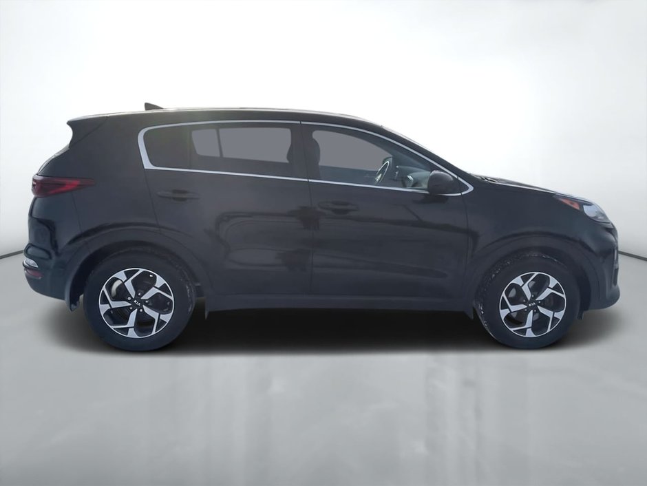 Kia Sportage LX FWD 2020-8