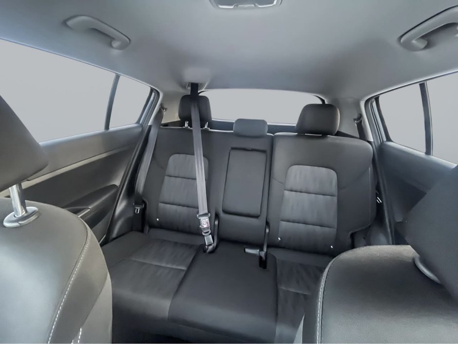 Kia Sportage LX FWD 2020-23