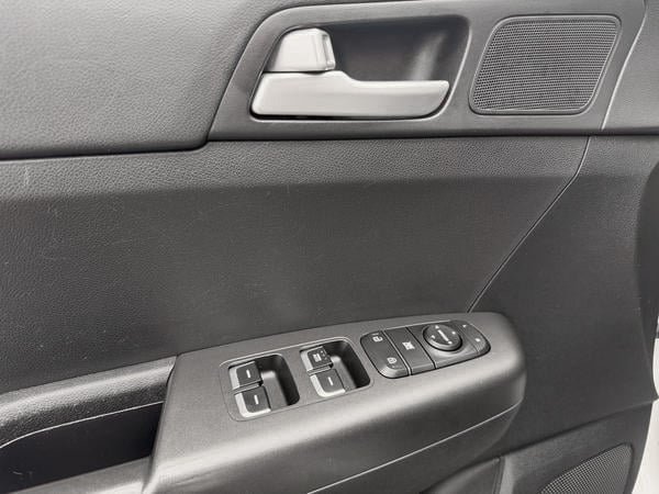 2020 Kia Sportage LX AWD-11