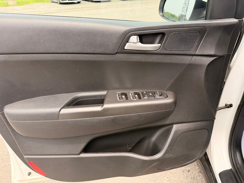 2020 Kia Sportage LX AWD-10