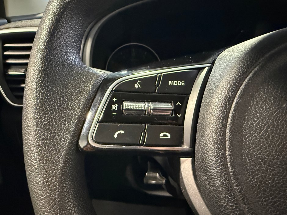 Kia Sportage LX 2021-14