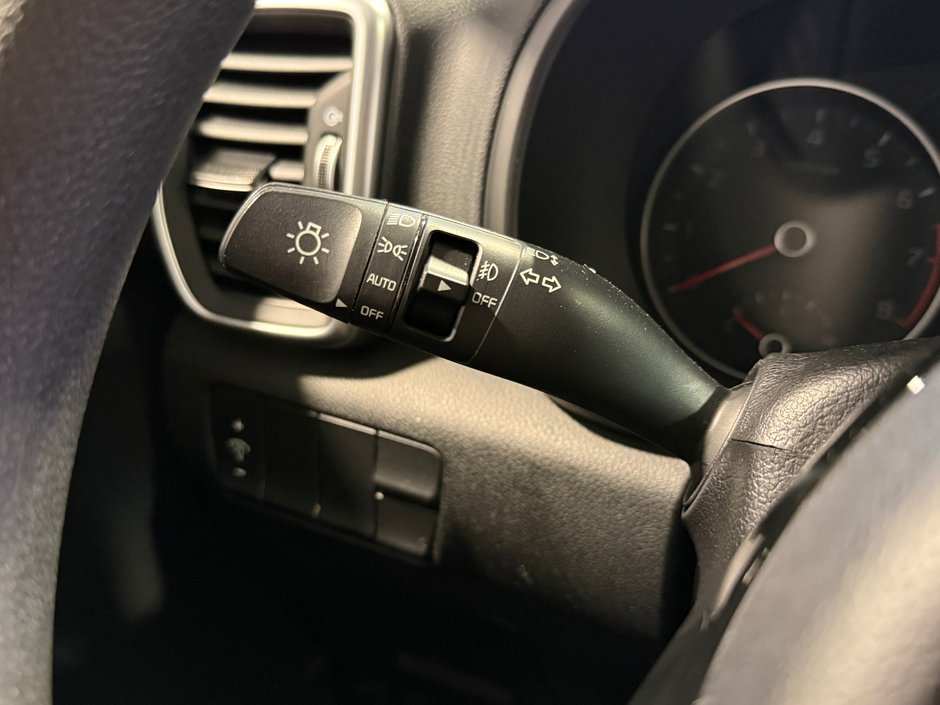 Kia Sportage LX 2021-16